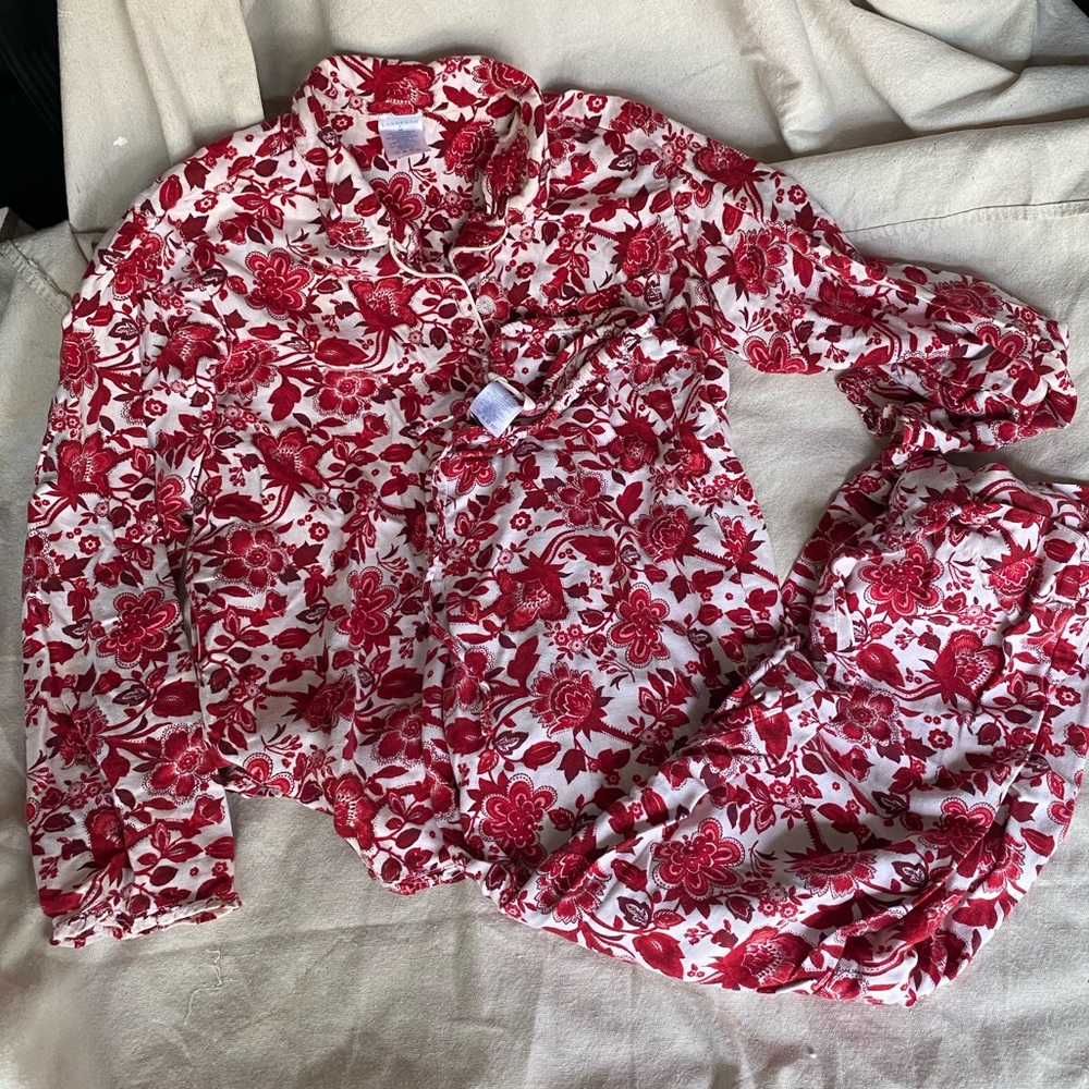 Lands End size S Floral Red Pajamas
